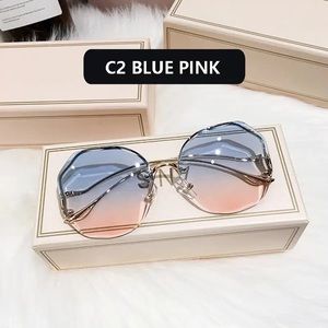 Fashion Ladies Sunglasses Metal frame Female UV400 Oversized Square Sunglasses